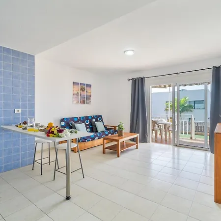 Brisas Chasna 2 Apartment *